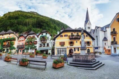 Melk,Hallstatt,andSalzburgPrivateDayTourfromVienna