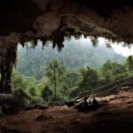 1653911655_1920px-The_main_entrance_to_the_Niah_Caves_at_sunset.