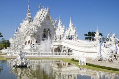 Chiang-rai-White-Temple
