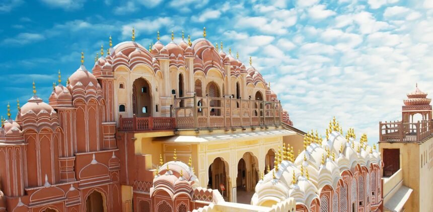 Jaipur_0005_India-Jaipur-shutterstock_88619326