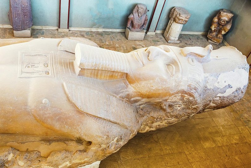 Statue of Ramesses II