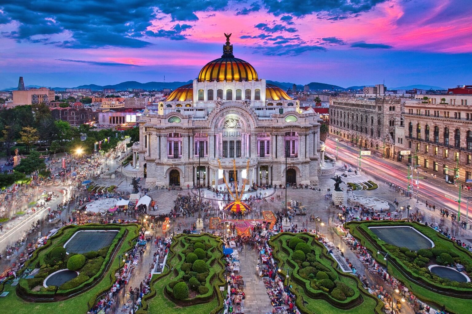 UltimateMexicoCity__HERO_shutterstock_1058054480