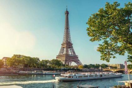 paris-bateaux-mouches-seine-02-2371×1240-1200×628