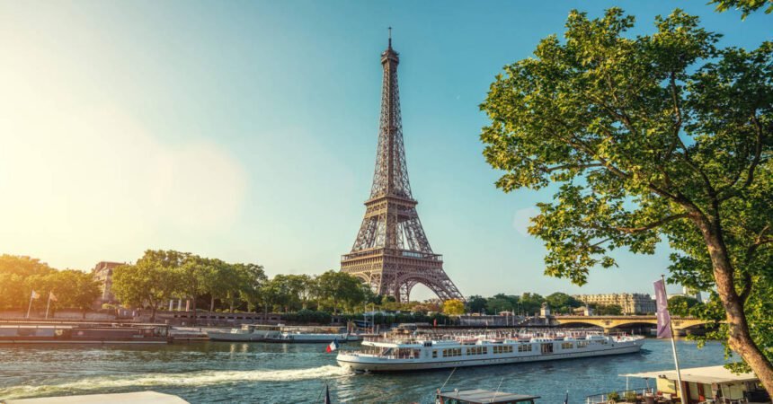 paris-bateaux-mouches-seine-02-2371×1240-1200×628