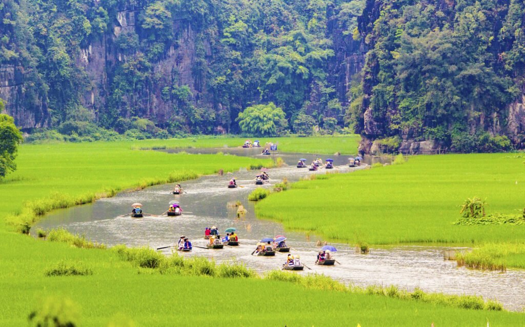 17 Best Places to Tour in Vietnam